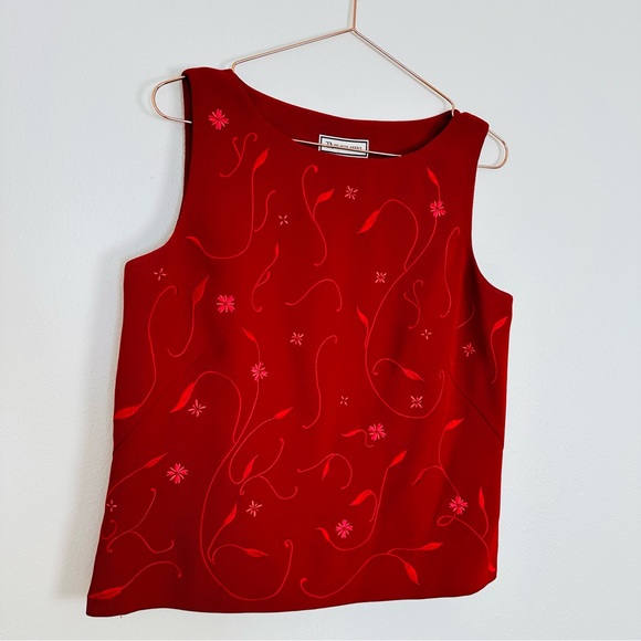 Vintage Travis Ayers Holiday Red Sleeveless Floral Embroidered Blouse Top - Picture 8 of 12
